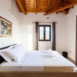 Mani Stone Majlinda - Tranquil Getaway Gem Casa vacanze Riglia