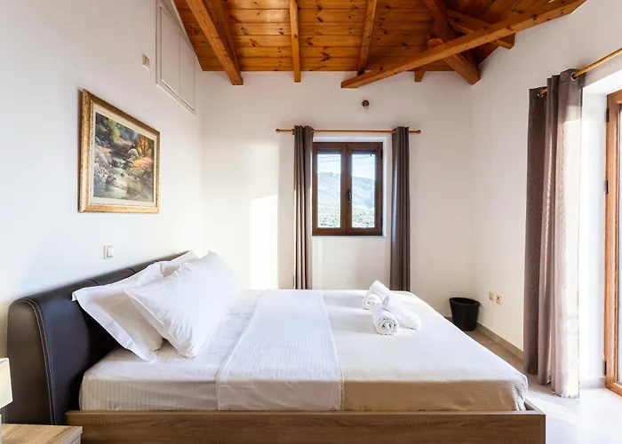 Mani Stone Majlinda Vakantiehuis Riglia