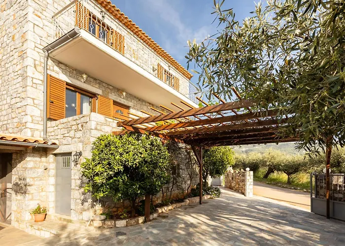 Vakantiehuis Mani Stone Majlinda